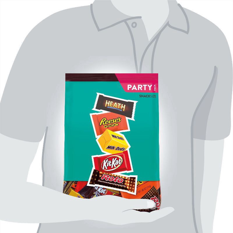 slide 5 of 6, Hershey's Assorted Flavored Snack Size, Candy Party Pack, 35.04 oz, 35.04 oz