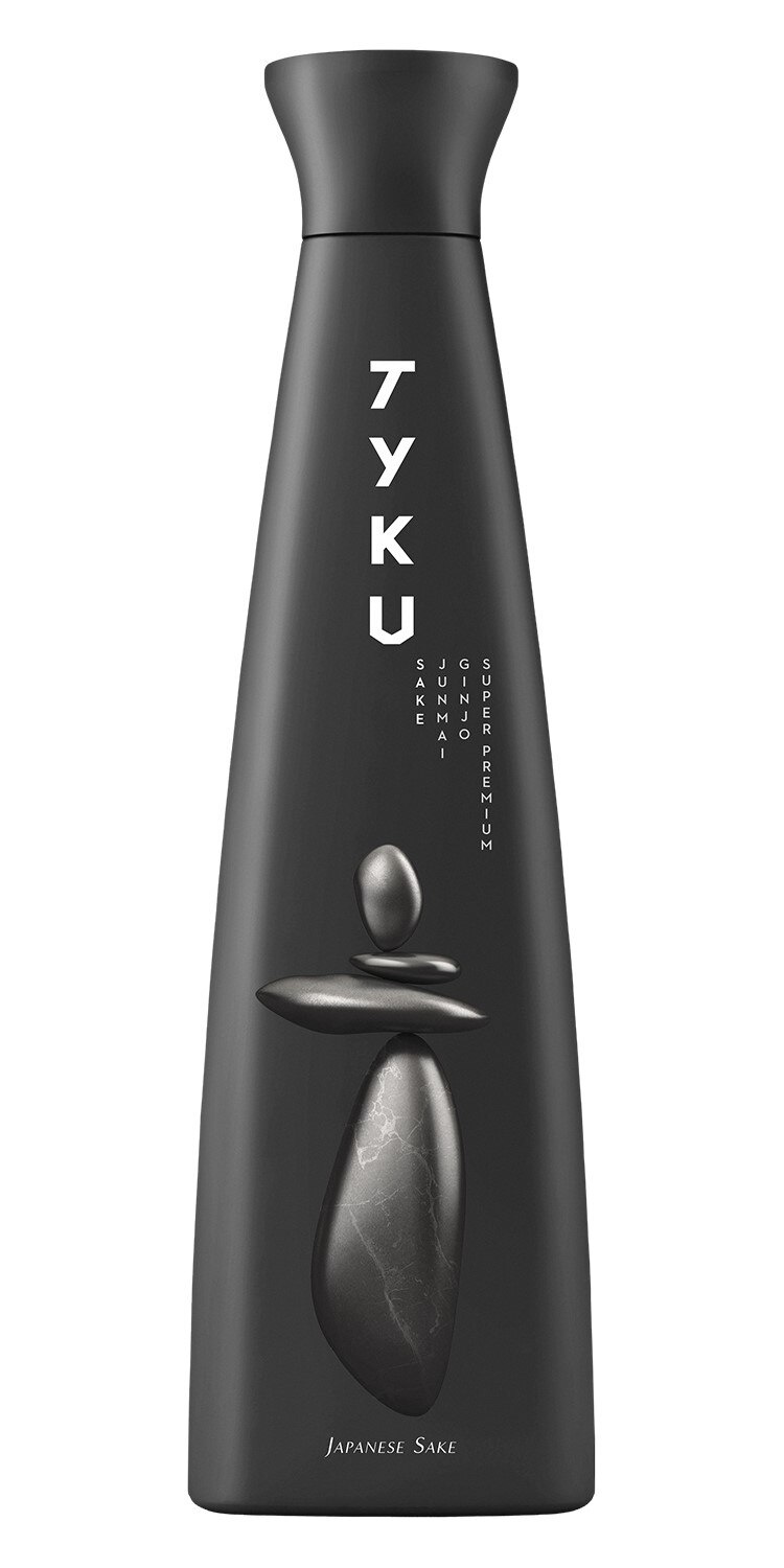 slide 1 of 1, TYKU Black Junmai Ginjo Sake, 720 ml