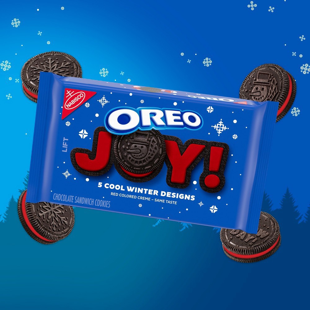 slide 3 of 15, OREO Original Flavor Chocolate Sandwich Cookies, Special Winter Edition, 1 Resealable 15.35 oz Pack, 1 lb