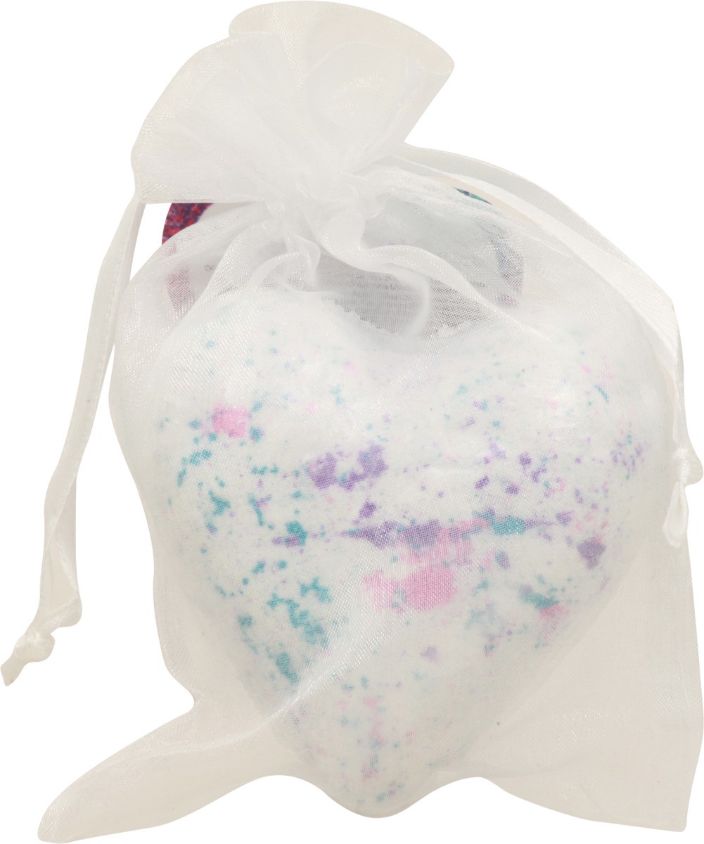 slide 8 of 9, Enfusia Unicorn Heart Fizz & Foam Bath Bomb 5.5 oz, 5.5 oz