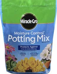 Miracle-Gro Moisture Control Potting Mix 8 qt