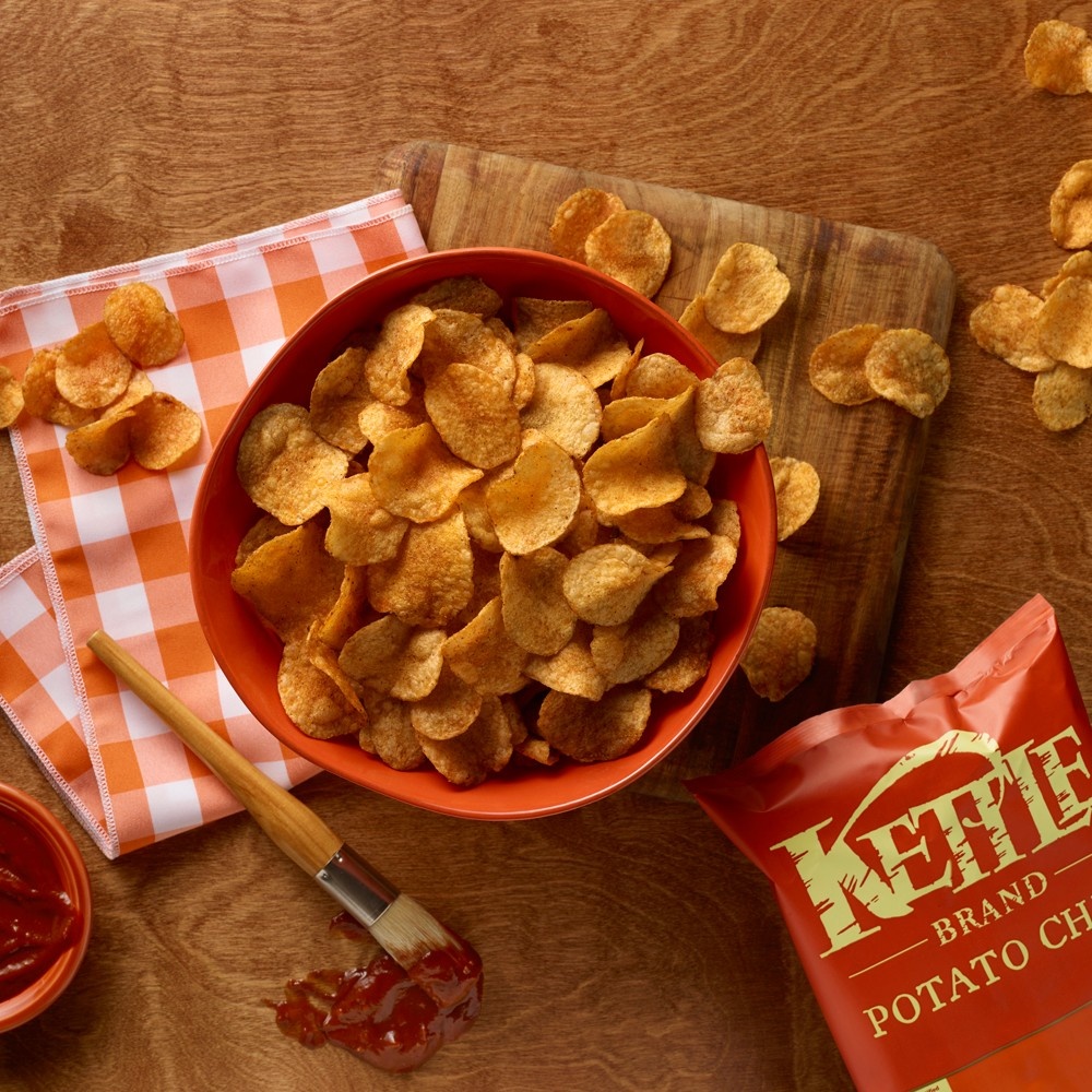 Kettle Brand Backyard Barbeque Potato Chips 8.5 oz | Shipt