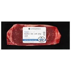 Lunds & Byerlys New York Strip Steak Boneless Beef 1 ea