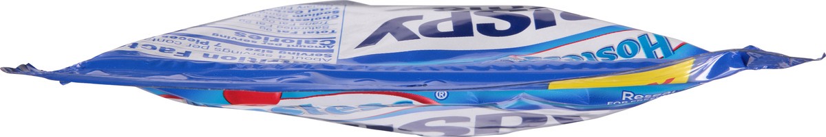 slide 10 of 11, Hostess Crispy Minis Cookies & Creme Wafer Snacks 4 oz, 4 oz