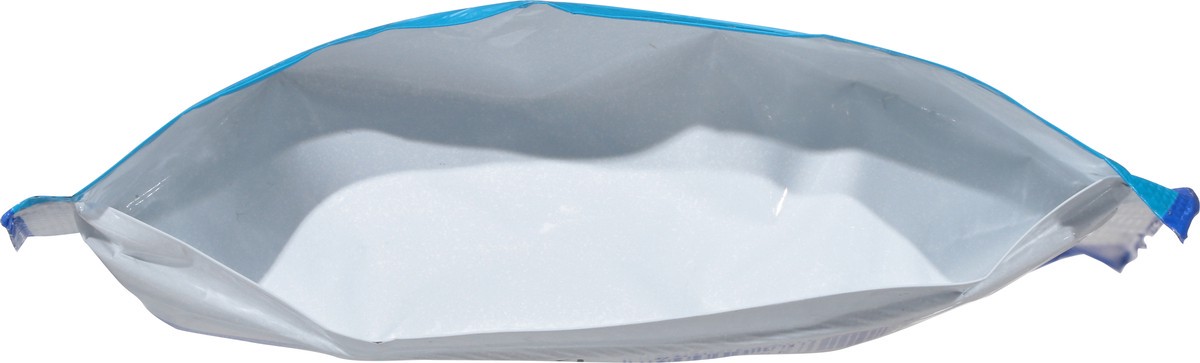 slide 3 of 11, Hostess Crispy Minis Cookies & Creme Wafer Snacks 4 oz, 4 oz