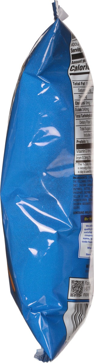 slide 4 of 9, Cheez Doodles Extra Crunchy Cheddar Corn Snacks 3.75 oz, 3.75 oz