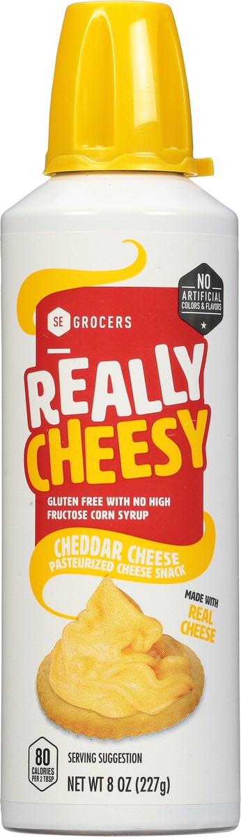 slide 5 of 9, SE Grocers Aero Cheddar Cheese, 8 oz