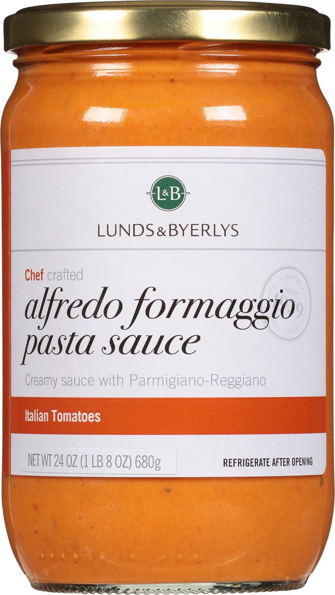 slide 6 of 14, Lunds & Byerlys Alfredo Formaggio Pasta Sauce 24 oz, 24 oz