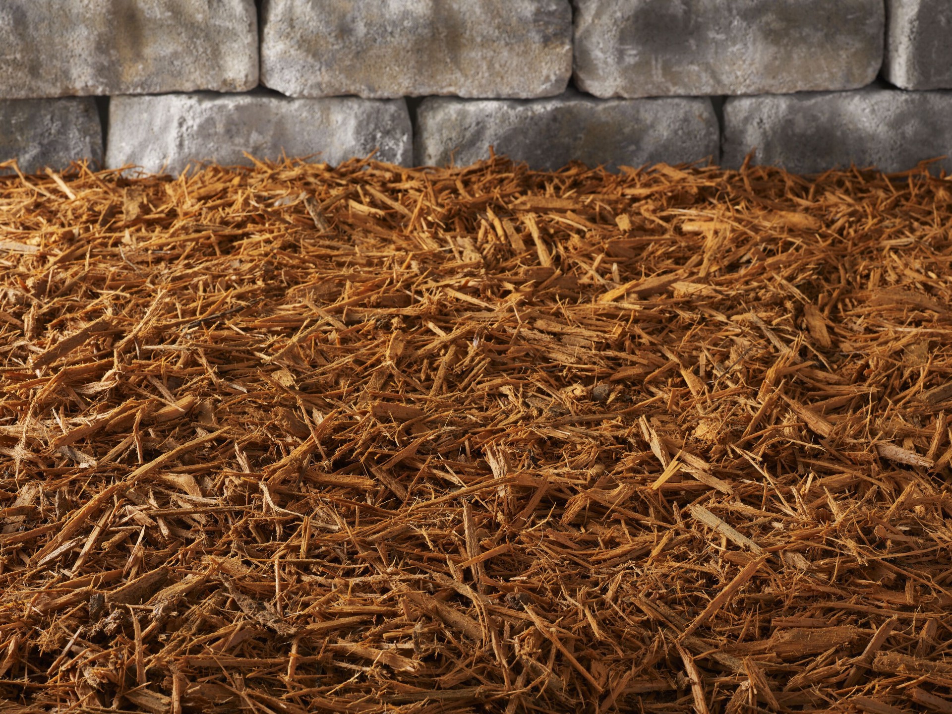 slide 3 of 3, Timberline Gold Mulch, 1 ct