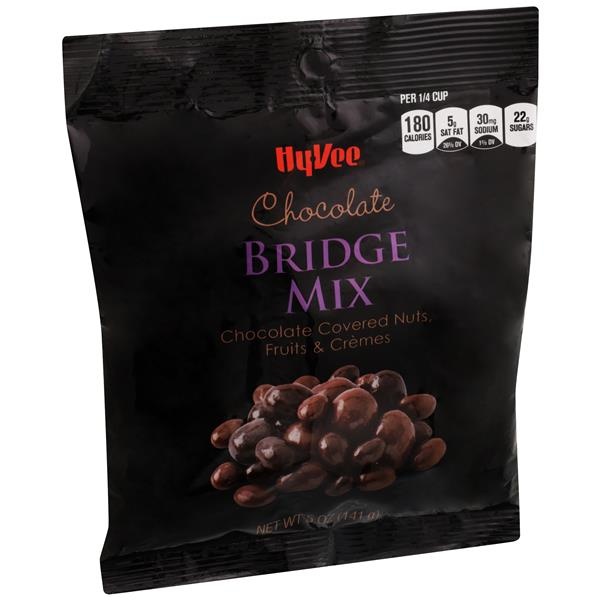 slide 1 of 1, Hy-vee Chocolate Bridge Mix Chocolate Covered Nuts, Fruits & Cremes, 5 oz