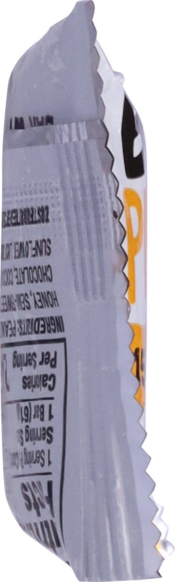 slide 2 of 9, Bobo's Peanut Butter Chocolate Chip Protein Bar 2.2 oz, 2.2 oz