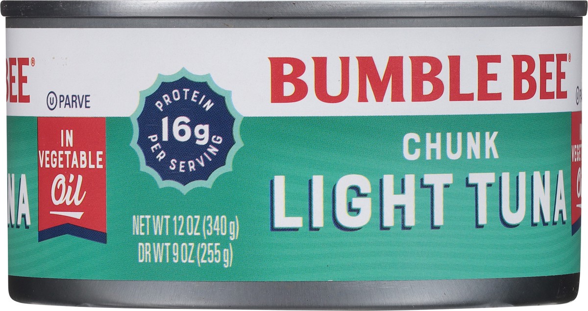 slide 2 of 9, Bumble Bee Light Chunk Tuna in Vegetable Oil 12 oz, 12 oz