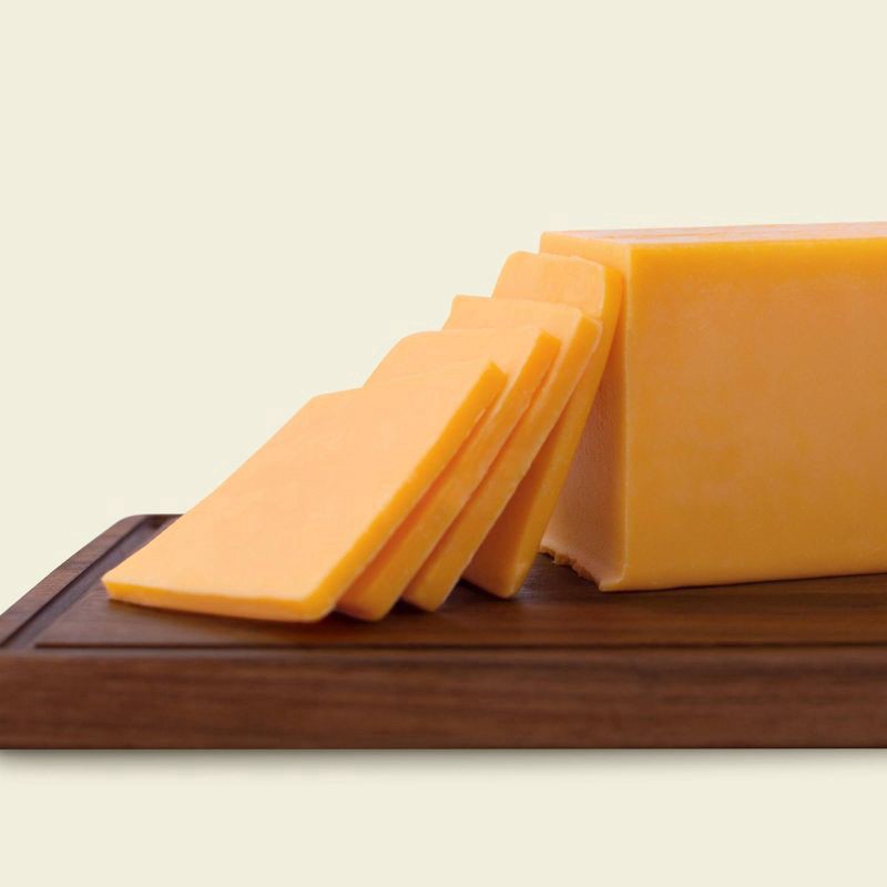 slide 3 of 4, Tillamook Medium Cheddar Cheese 32 oz, 32 oz