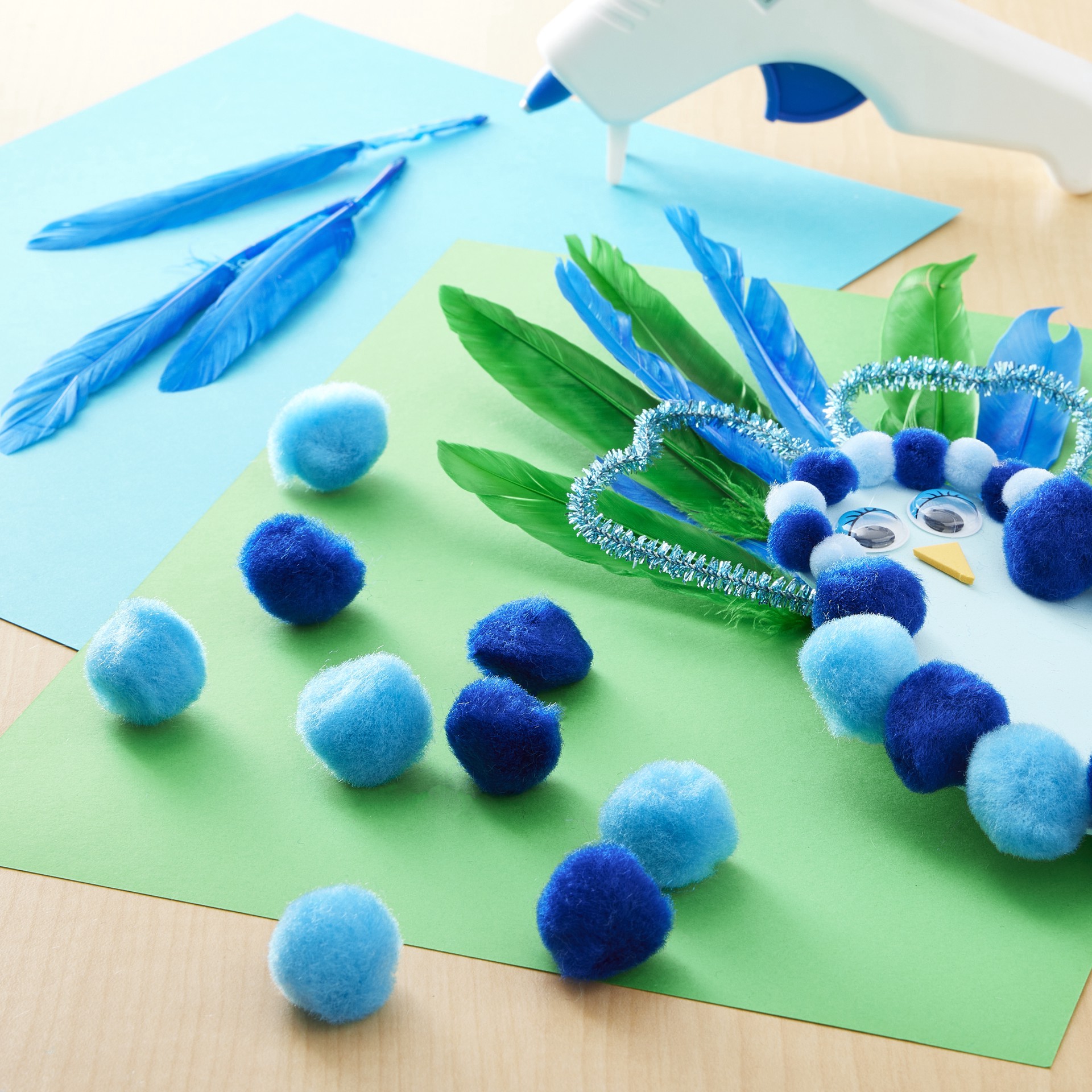 slide 3 of 3, 1" Pom Poms Value Pack By Creatology, 1 in