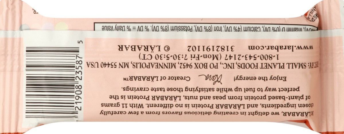 slide 5 of 9, LÄRABAR Chocolate Peanut Butter Cup Protein Bar 1.84 oz, 1.84 oz