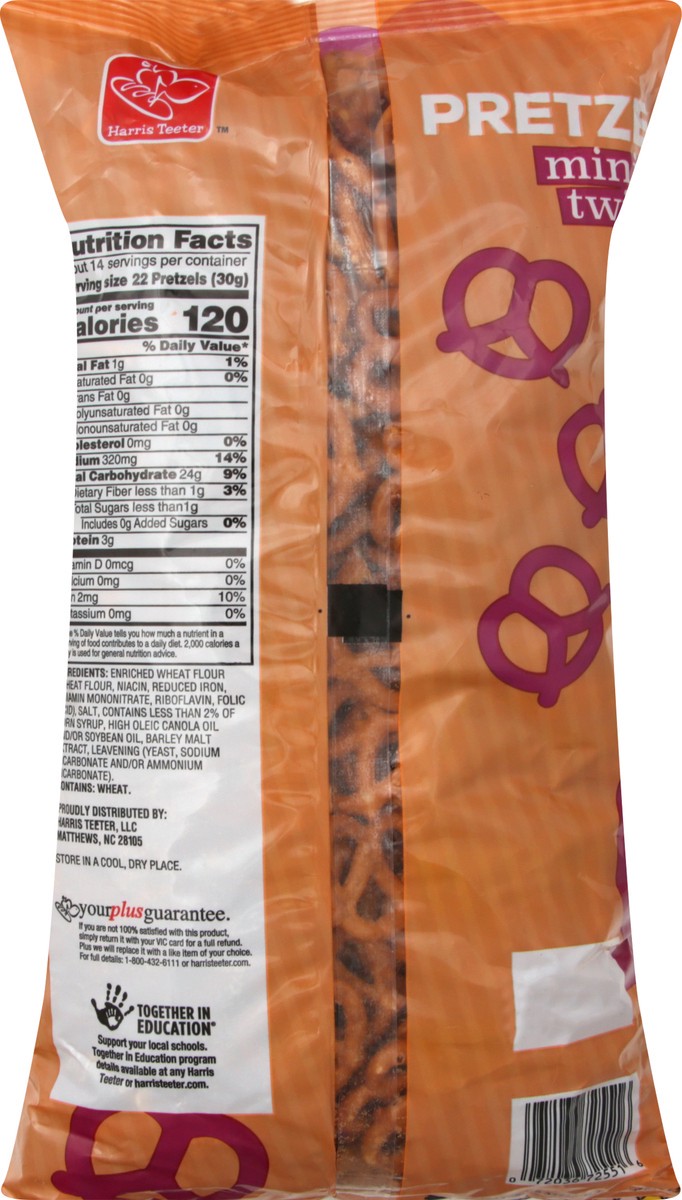 slide 4 of 7, Harris Teeter Pretzel Mini, 1 ct
