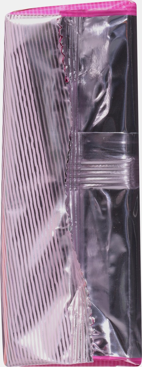 slide 5 of 9, Garden Strawberry Cream Wafer, 7 oz