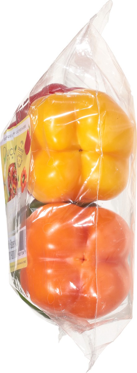 slide 2 of 11, Mucci Farms Sweet Bell Peppers 4 ea, 4 ct