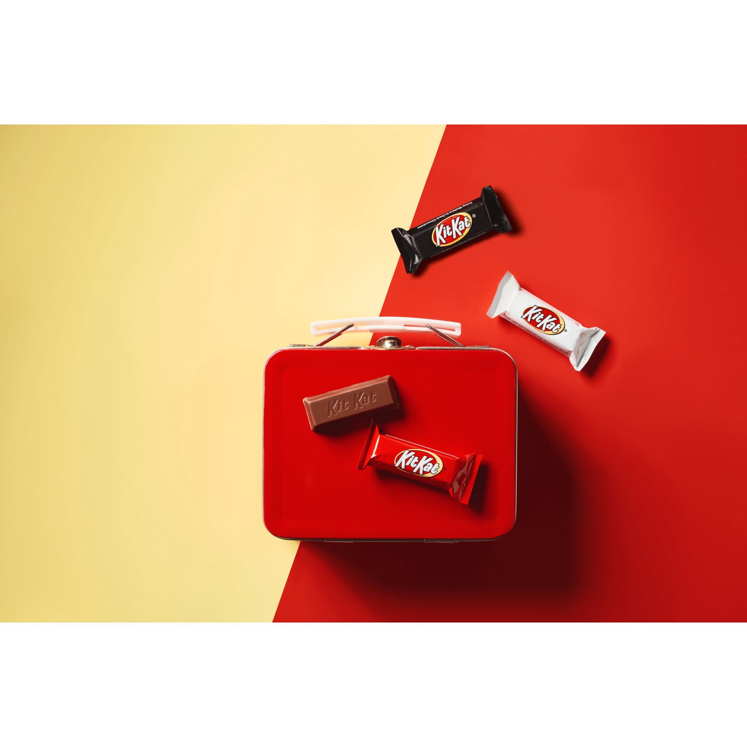 slide 3 of 7, Kit Kat Assorted Candy Bars Bag, 32.1 oz