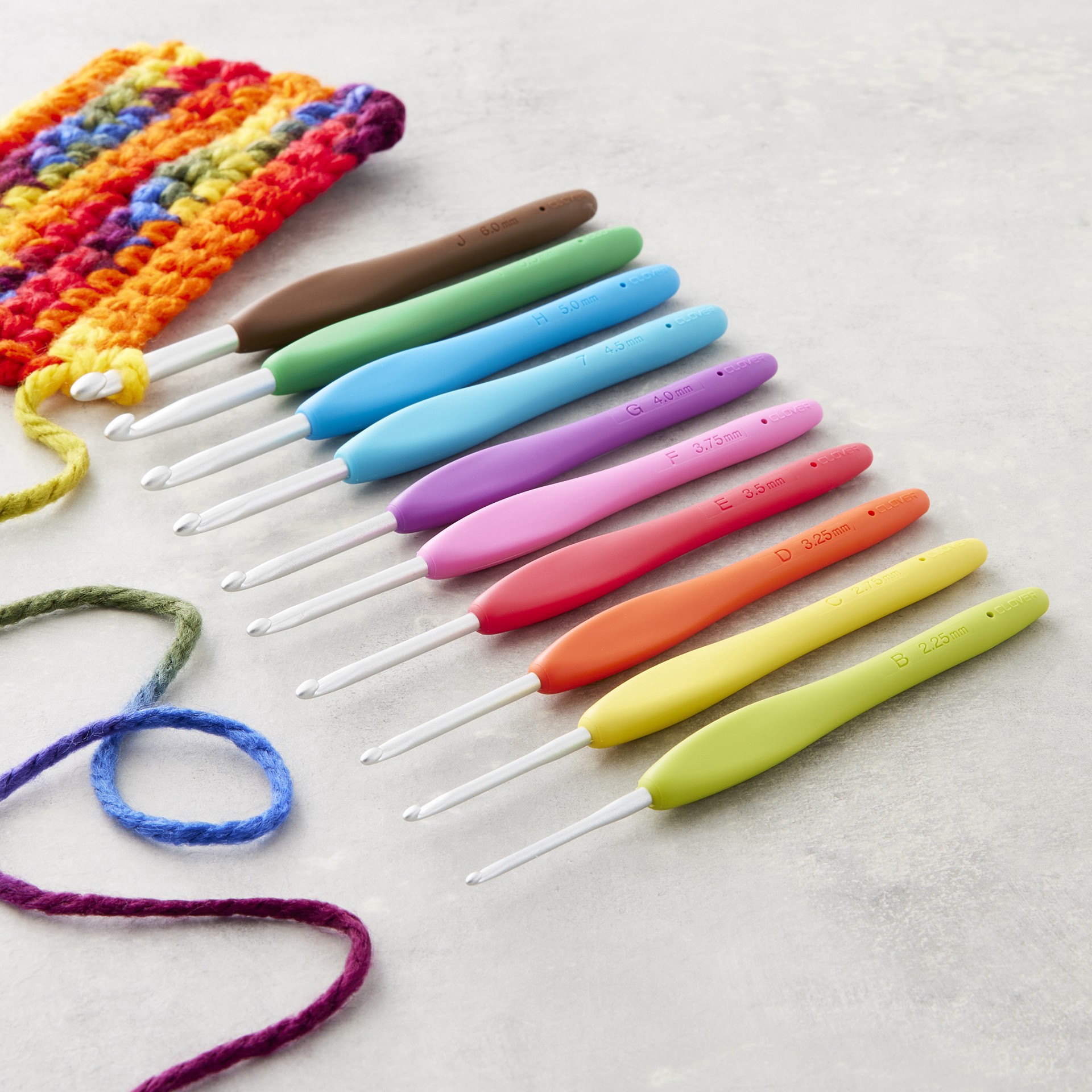 slide 2 of 3, Clover Amour Crochet Hook Set, 1 ct