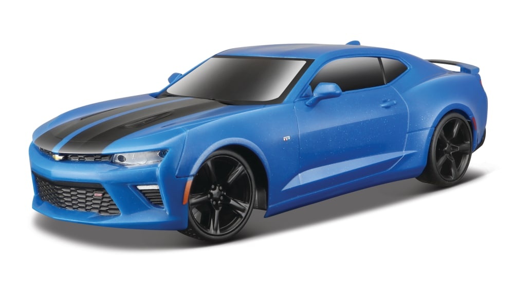 slide 1 of 1, Maisto Remote Control 1:24 2016 Chevrolet Camaro - Blue, 2 ct