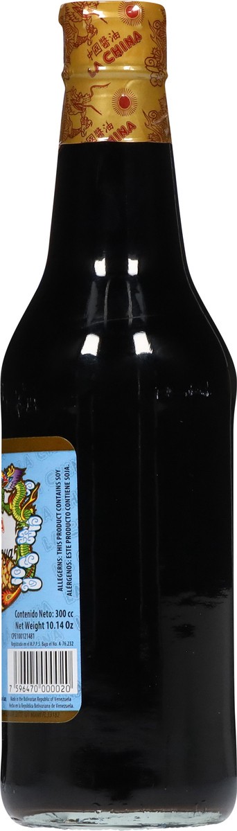 slide 8 of 13, La China Soy Sauce 10.14 oz, 300 m