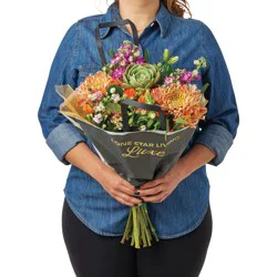 BLOOMS by H-E-B Lone Star Living Luxe Flower Bouquet