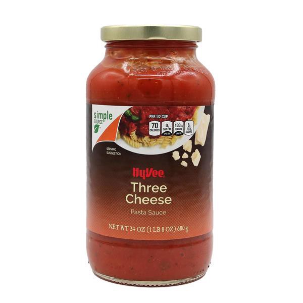 slide 1 of 1, Hy-vee Three Cheese Pasta Sauce, 24 oz