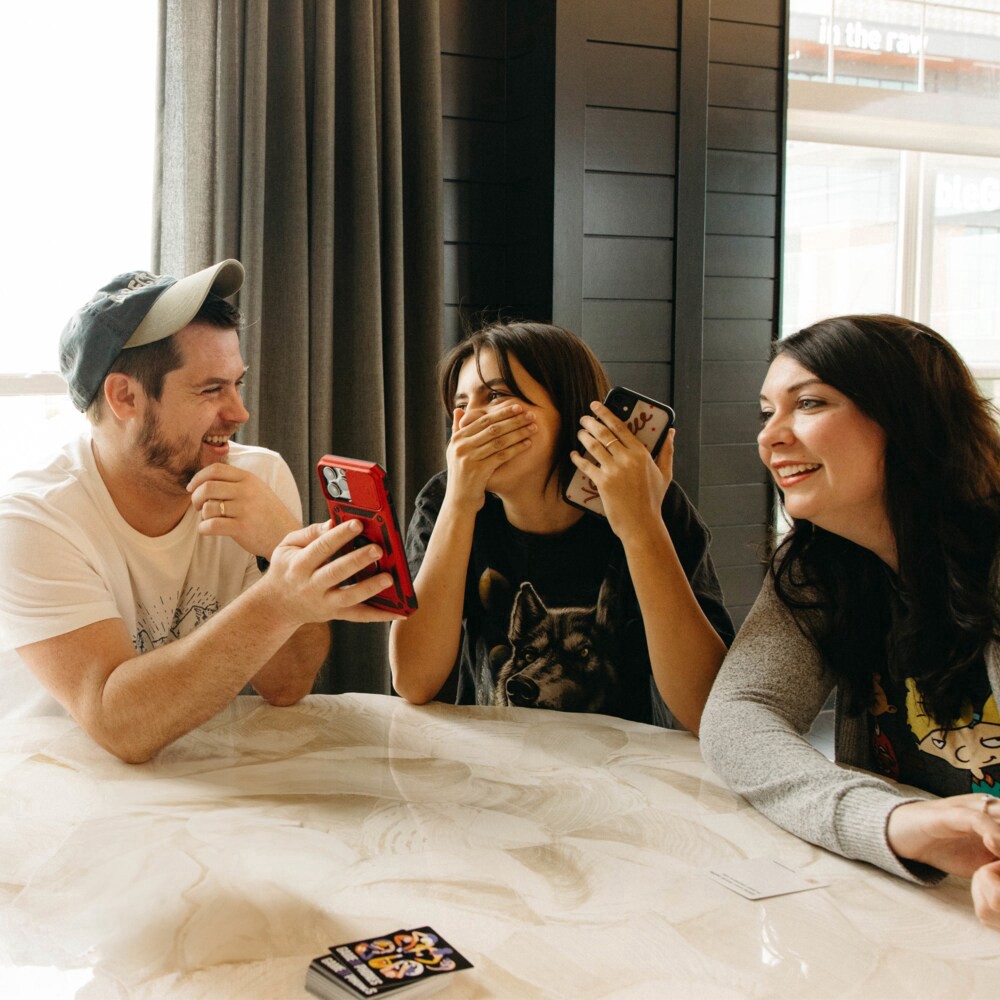 slide 5 of 5, Breaking Games Game of Phones Card Game, 1 ct