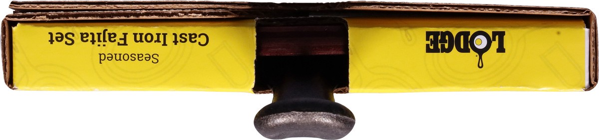 slide 7 of 12, Lodge Seasoned Cast Iron Fajita Set 1 Set, 1 ct
