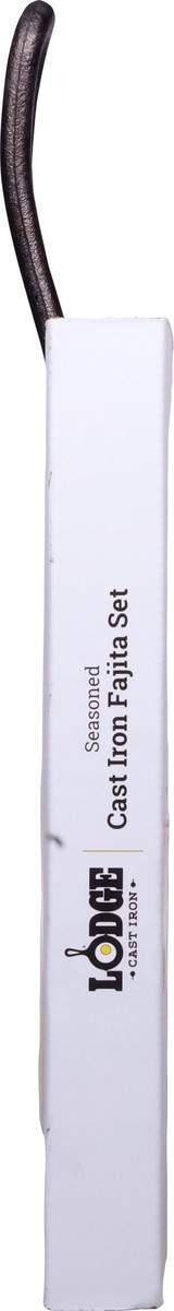 slide 6 of 12, Lodge Seasoned Cast Iron Fajita Set 1 Set, 1 ct