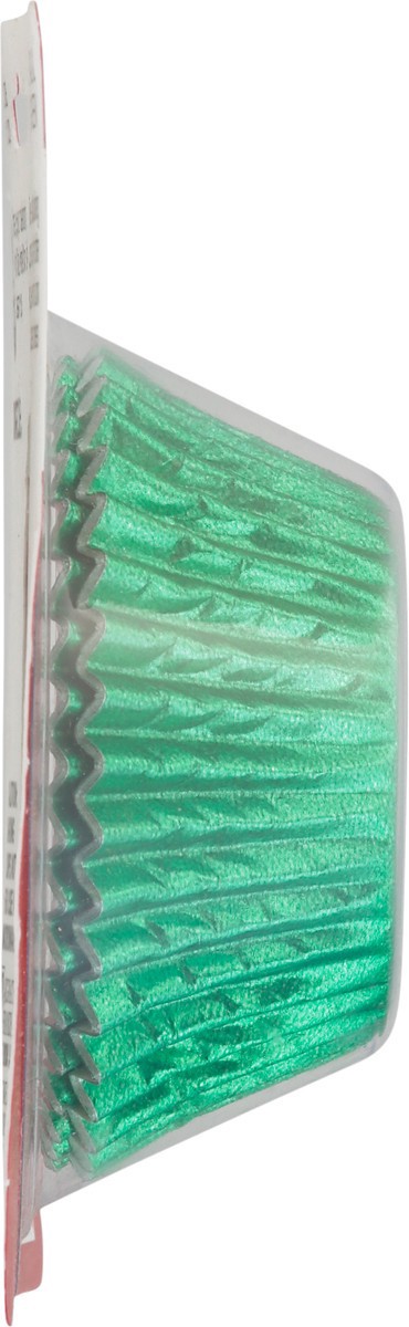 slide 5 of 9, Cake Mate No Fade Metallic Green Christmas Baking Cups 24 ea, 1 ct