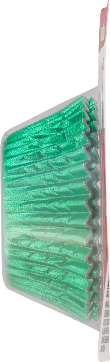 slide 4 of 9, Cake Mate No Fade Metallic Green Christmas Baking Cups 24 ea, 1 ct