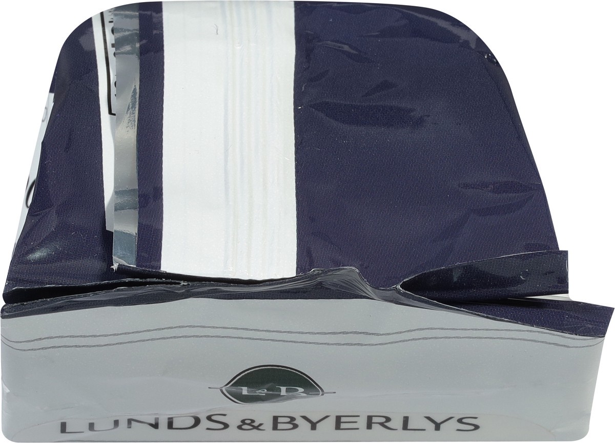 slide 2 of 13, Lunds & Byerlys Soft-Baked Chocolate Chip Cookies 7.1 oz, 7.1 oz