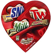 slide 1 of 1, Mars Valentine Minis Mix Chocolate Candies in Heart Gift Box, 7.7 oz