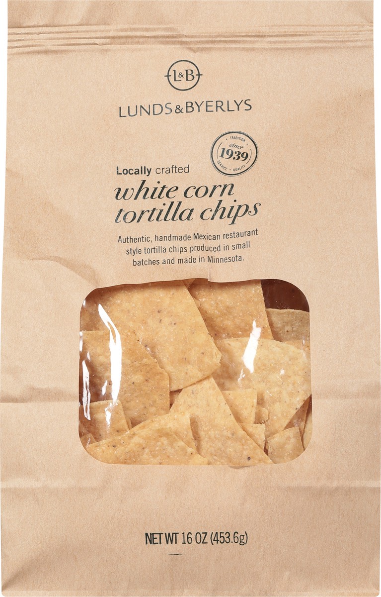 slide 5 of 13, Lunds & Byerlys White Corn Tortilla Chips 16 oz, 16 oz