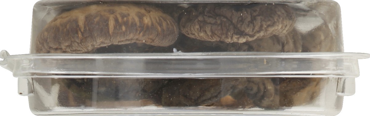 slide 2 of 3, Monterey Shiitake Dried Mushrooms, 1 oz