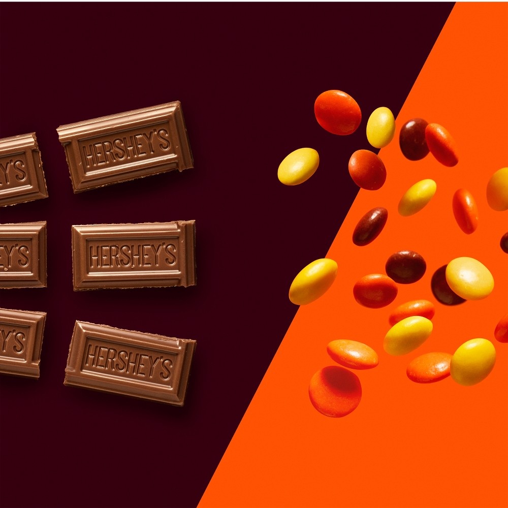 slide 5 of 5, Hershey's Milk Chocolate & Reese's Pieces Candy Bar, 1.55 oz
