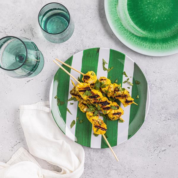 slide 1 of 1, Hy-Vee Seasons Striped Dinner Plate In Green, 1 ct