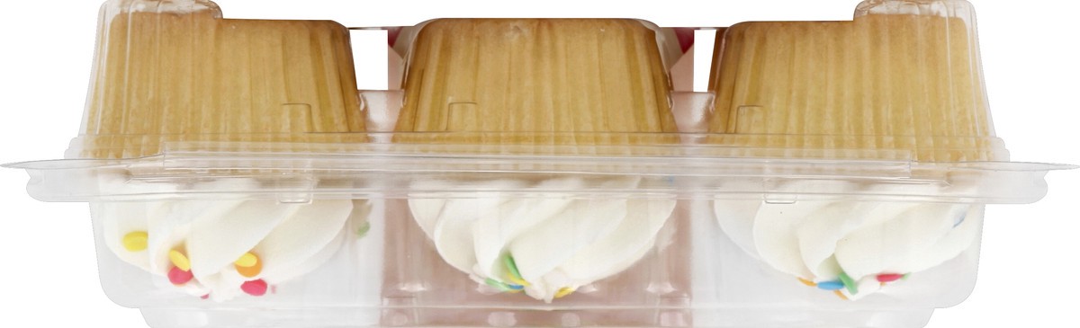slide 3 of 6, Sweet P's Bake Shop Vanilla Cupcakes 6 ea,