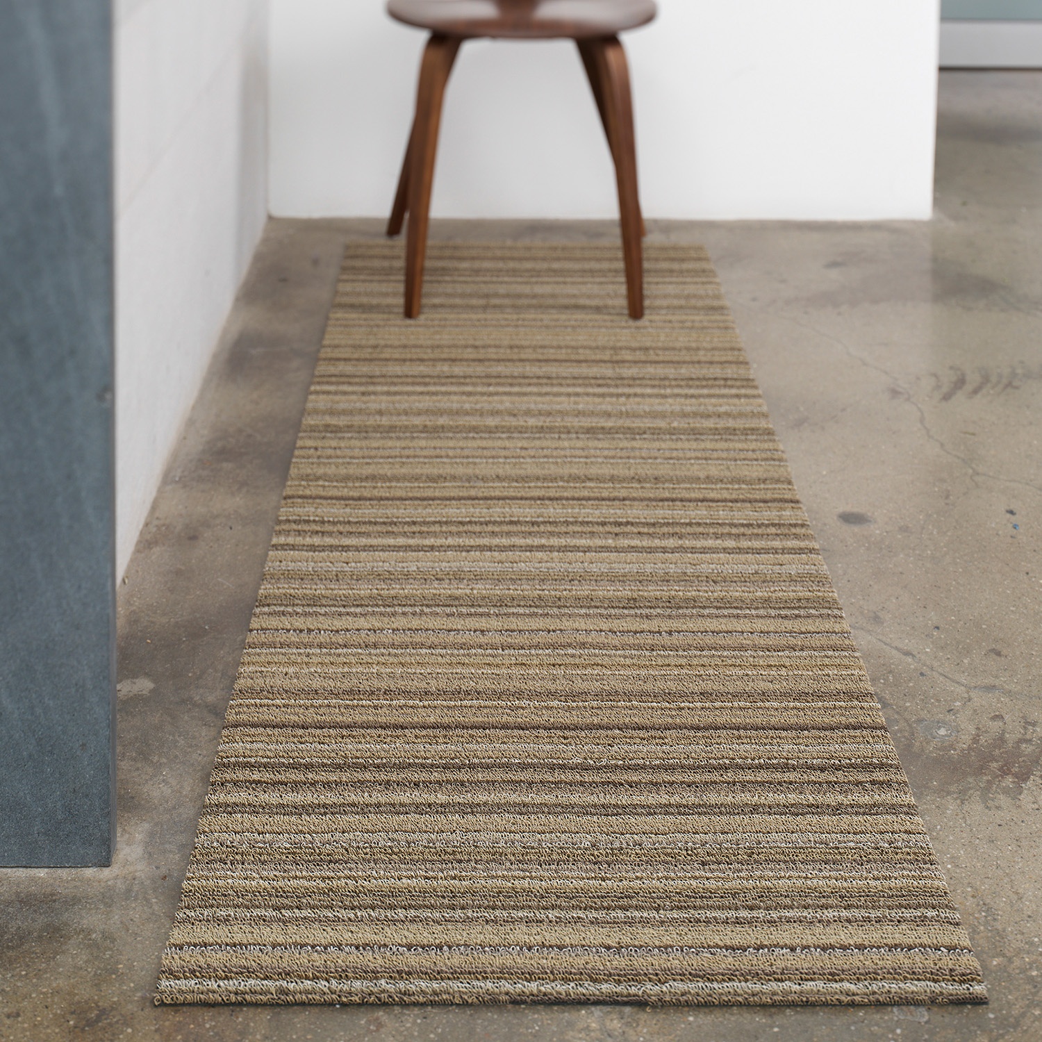 slide 1 of 1, Chilewich Skinny Stripe Shag Runner, Mushroom, 1 ct