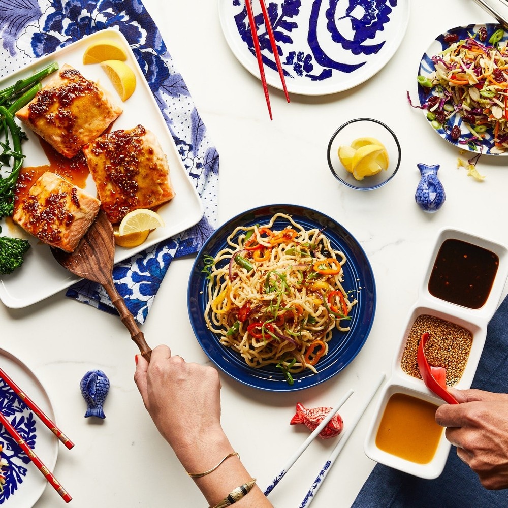 slide 4 of 7, Soy Vay Hoisin Garlic Marinade & Sauce, 22 oz