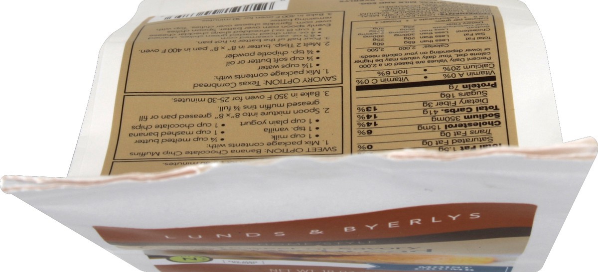 slide 2 of 4, Lunds & Byerlys Cornbread Baking Mix 18 oz, 18 oz