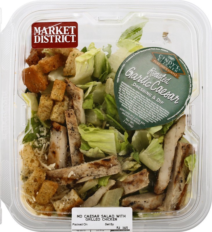 slide 1 of 1, Market District Giant Eagle Caesar Salad With Grilled Chicken, 1 ct