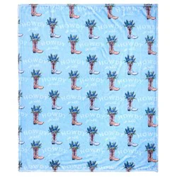Destination Holiday Howdy Y'all Bluebonnet Throw Blanket