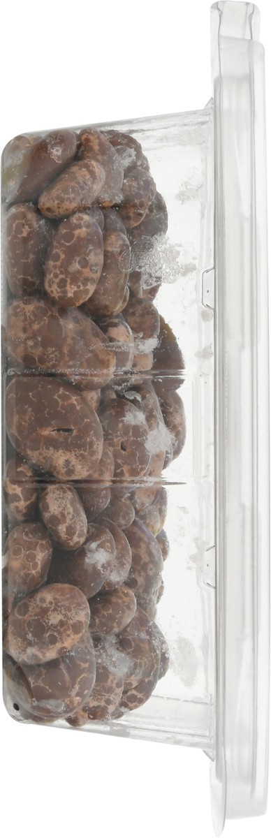 slide 6 of 13, Valued Naturals Chocolate Covered Raisins 10 oz, 10 oz