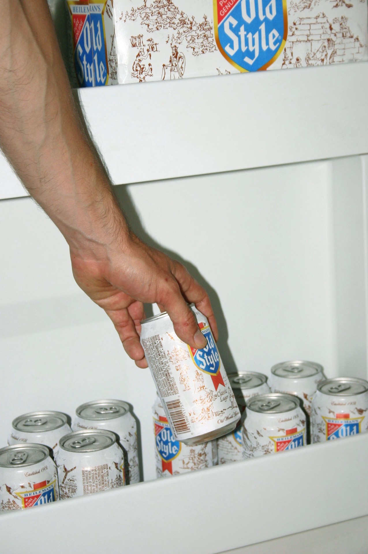 slide 4 of 9, Pabst Old Style Lager, 6 Pack, 16 oz Cans, 6 ct; 16 oz