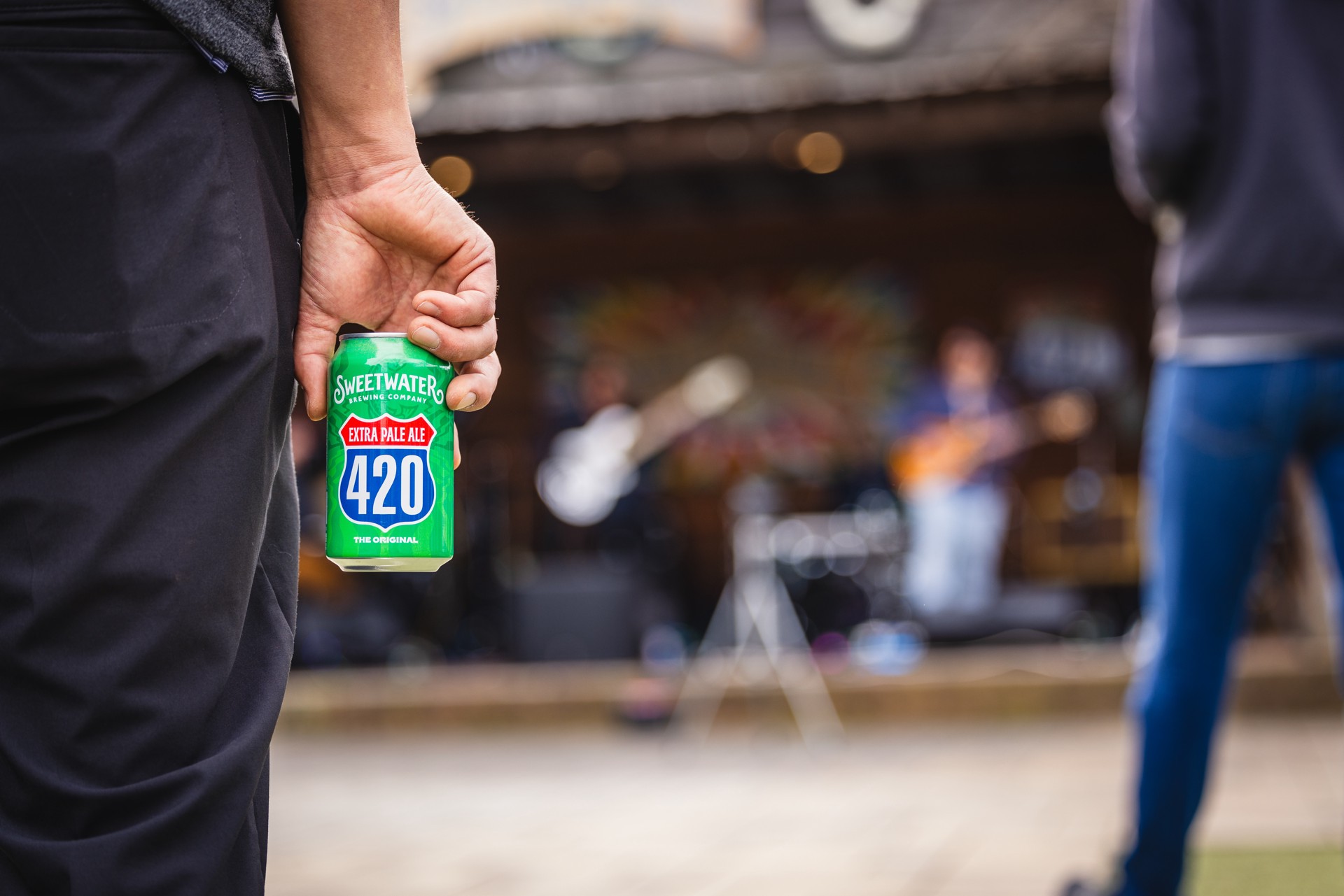 slide 6 of 9, SweetWater Brewing Company Beer 1 pt, 16 oz