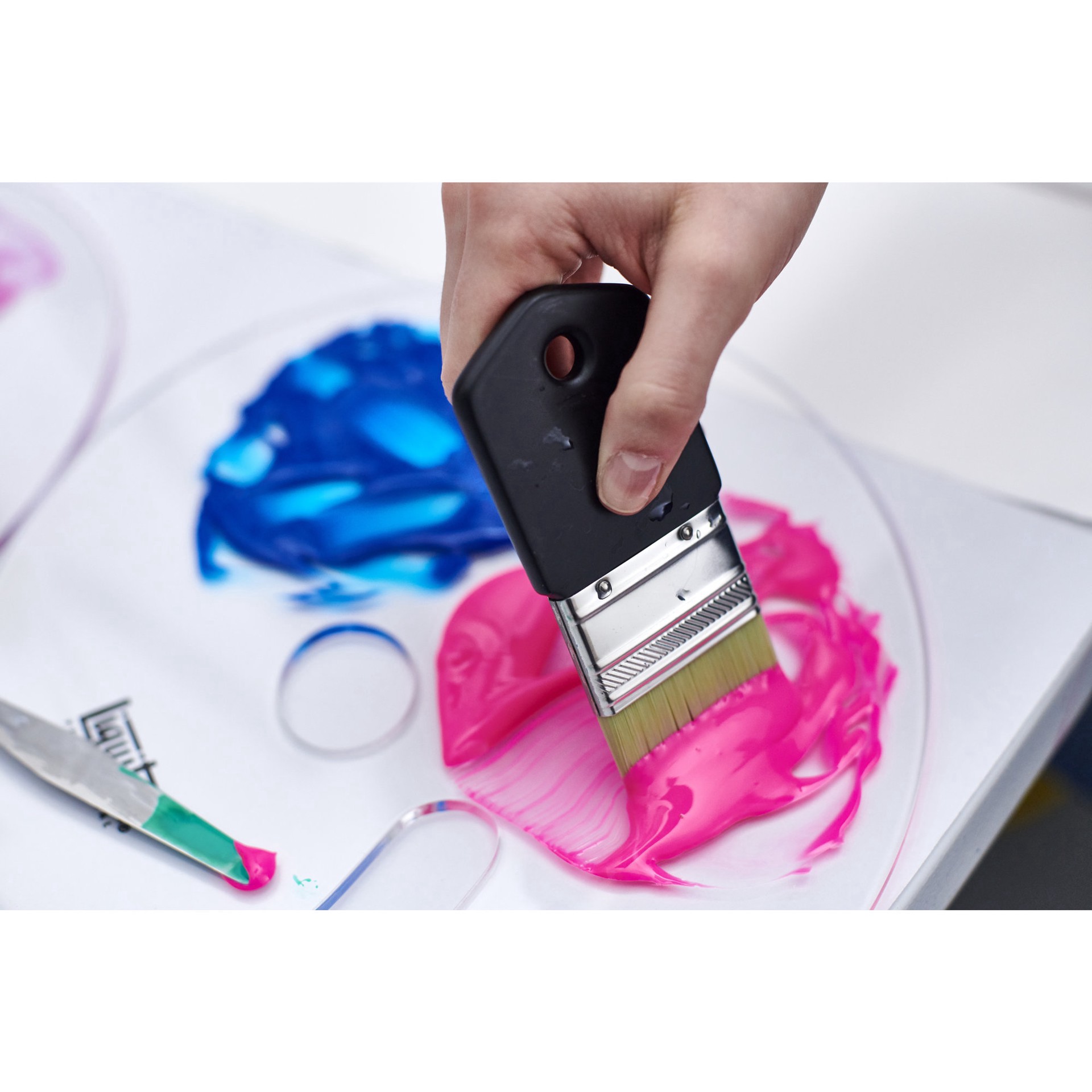 slide 5 of 5, Liquitex Gloss Gel Medium, 8 fl oz