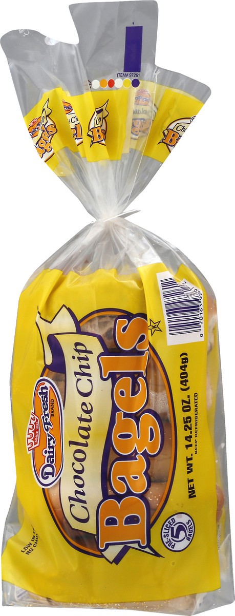 slide 5 of 11, Dairy Fresh Chocolate Chip Bagels 5 ea, 5 ct